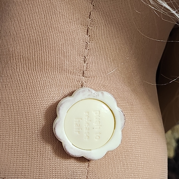 Our Generation Hair Grow Doll - Picture 7 of 10